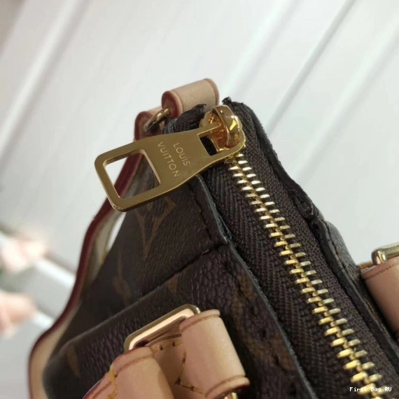 First bags ru PM Vuitton TURENNE Louis 0811